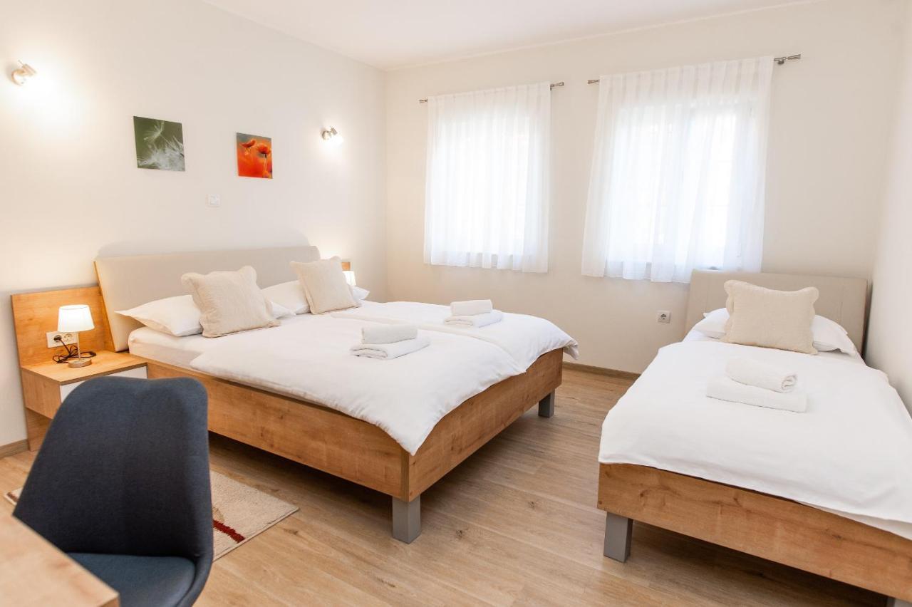 Guest House Ankora Skradin Esterno foto